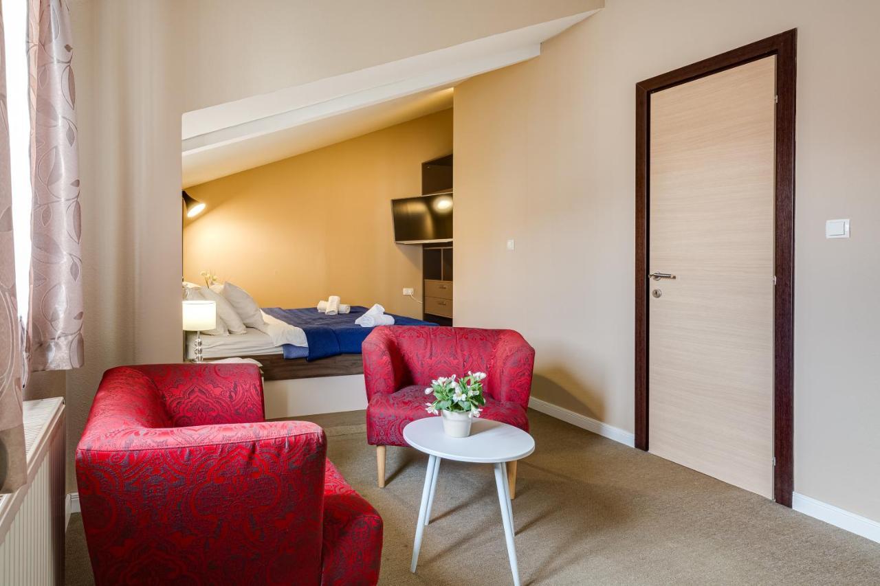 Hotel Sky Ζαντάρ Εξωτερικό φωτογραφία