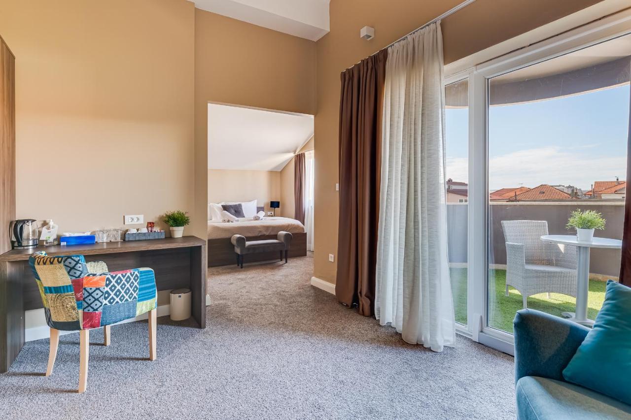 Hotel Sky Ζαντάρ Εξωτερικό φωτογραφία