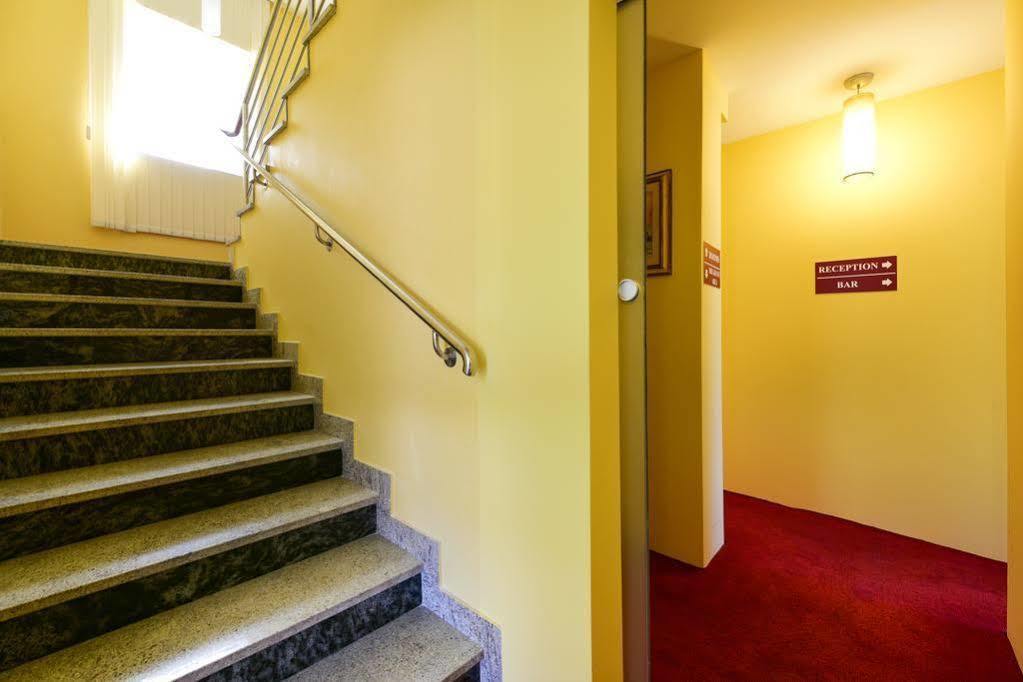Hotel Sky Ζαντάρ Εξωτερικό φωτογραφία