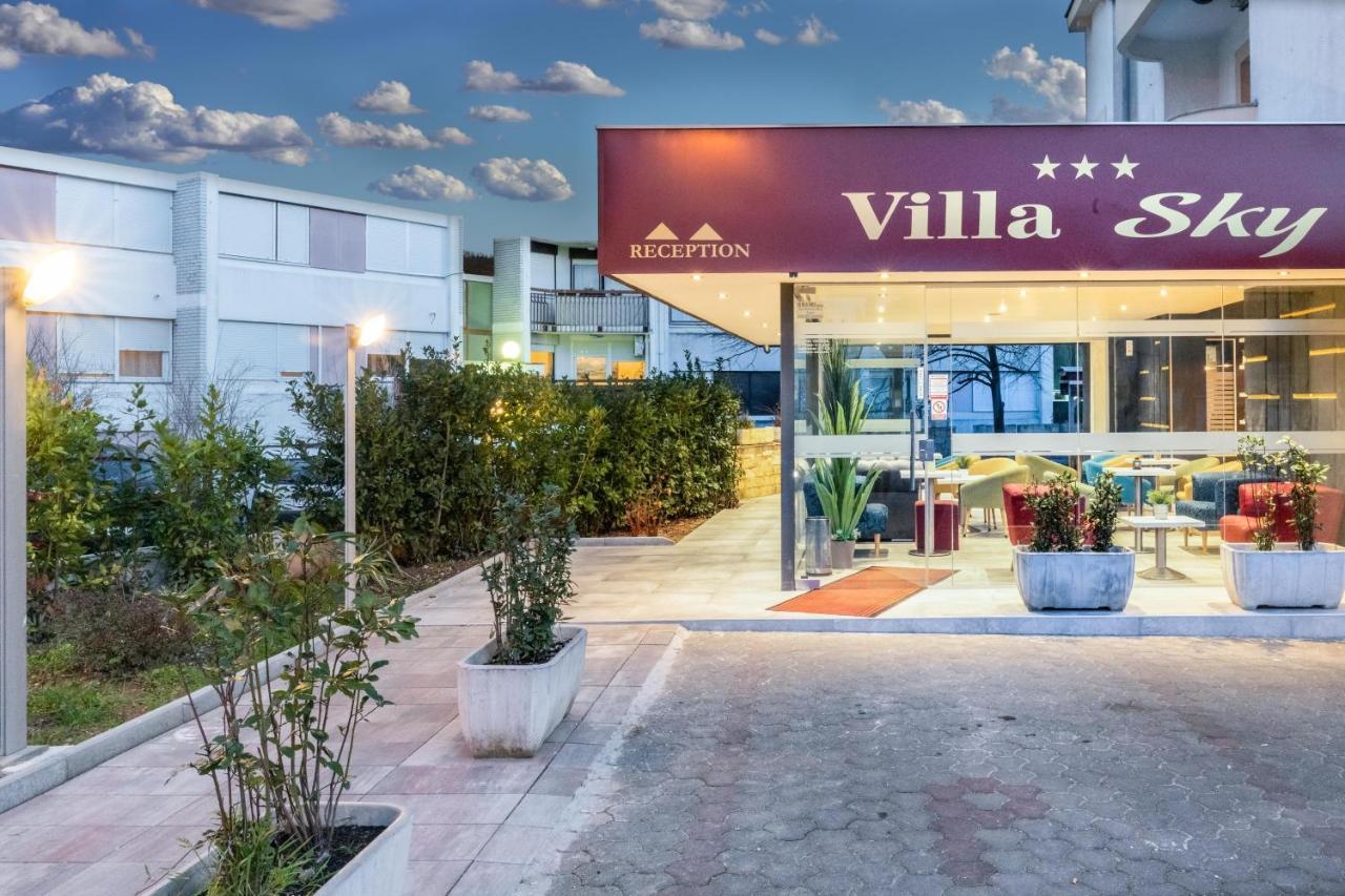 Hotel Sky Ζαντάρ Εξωτερικό φωτογραφία